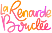 Logo de La Renarde Bouclée en typographie manuscrite avec dégradé rose, orange et magenta — illustratrice et graphiste freelance